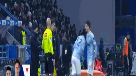 拜仁官方公布：伊藤洋辉确诊跖骨骨折